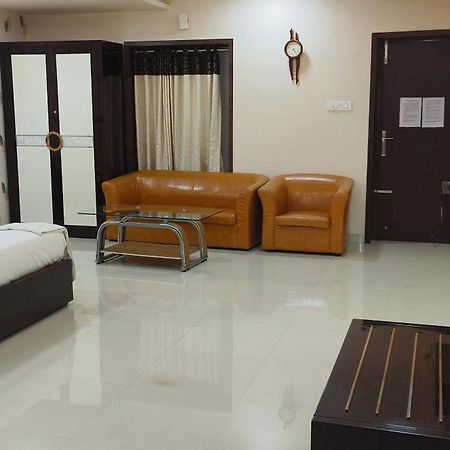 Ananya'S Nana Nani Homes Phase 3 Коимбатур Экстерьер фото